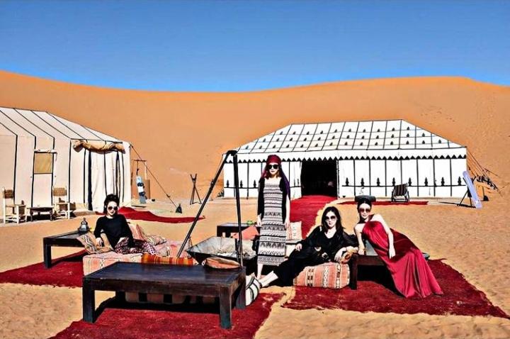 Merzouga Nice Luxury Camp Екстериор снимка