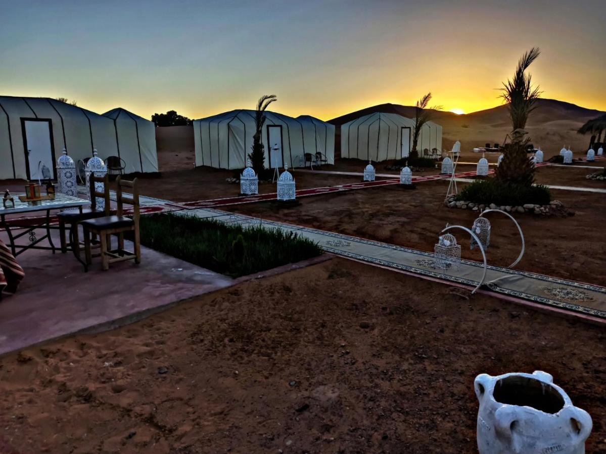 Merzouga Nice Luxury Camp Екстериор снимка