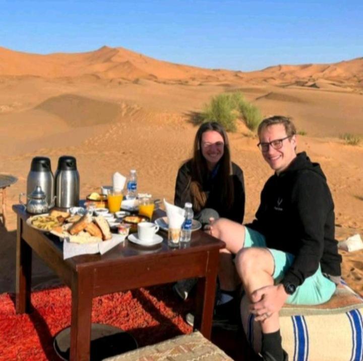 Merzouga Nice Luxury Camp Екстериор снимка