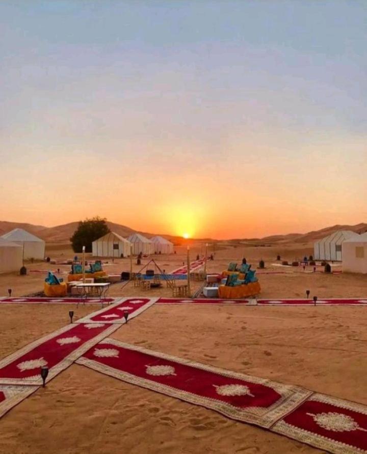 Merzouga Nice Luxury Camp Екстериор снимка